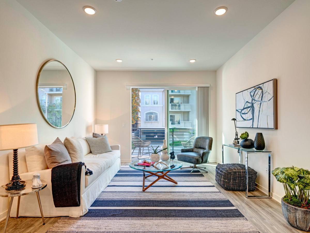 House for rent at 6908 Knowlton Place #201, Los Angeles, CA 90045