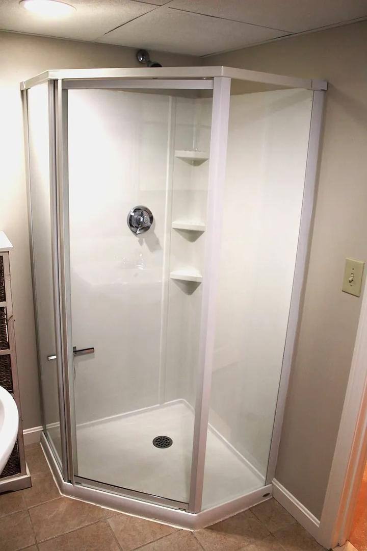 House for rent at 49 Bay View Dr, Shrewsbury, MA 01545