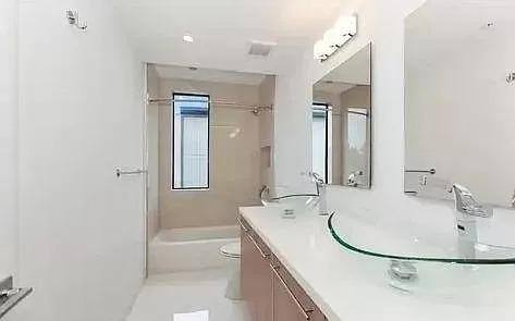 Townhouse for rent at 196 SE 4th Terrace, Pompano Beach, FL 33060
