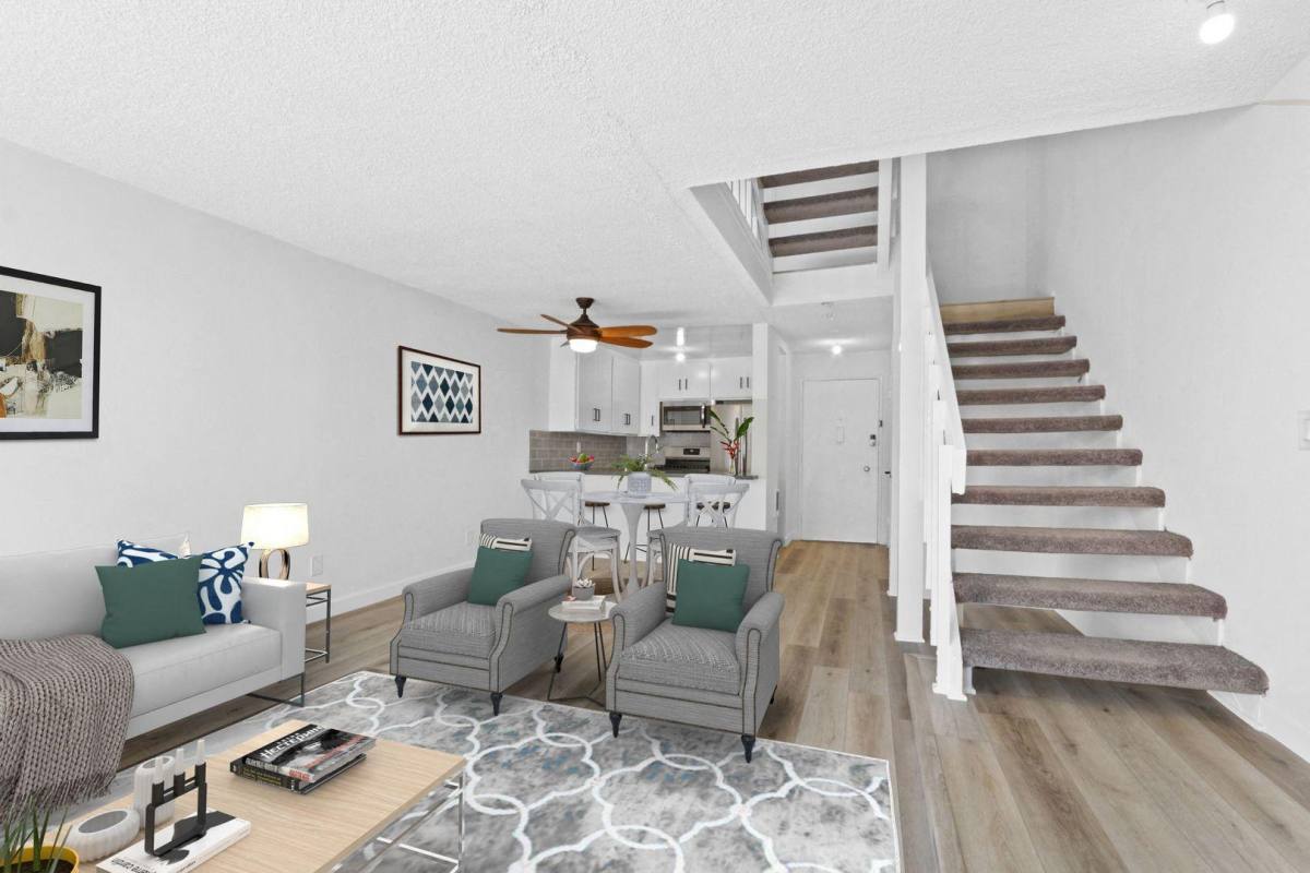 Apartment for rent at 15 Catamaran St #1A, Marina Del Rey, CA 90292