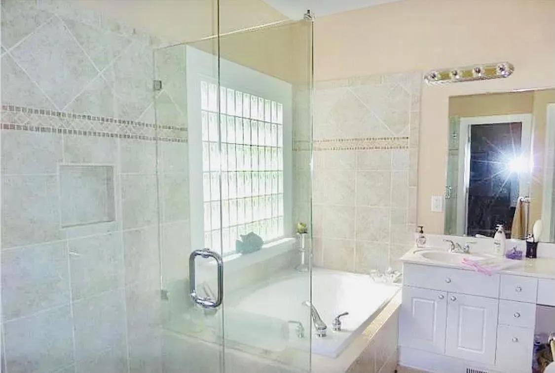 House for rent at Carlyle, 11537 McGinns Trace Court, Charlotte, NC 28277