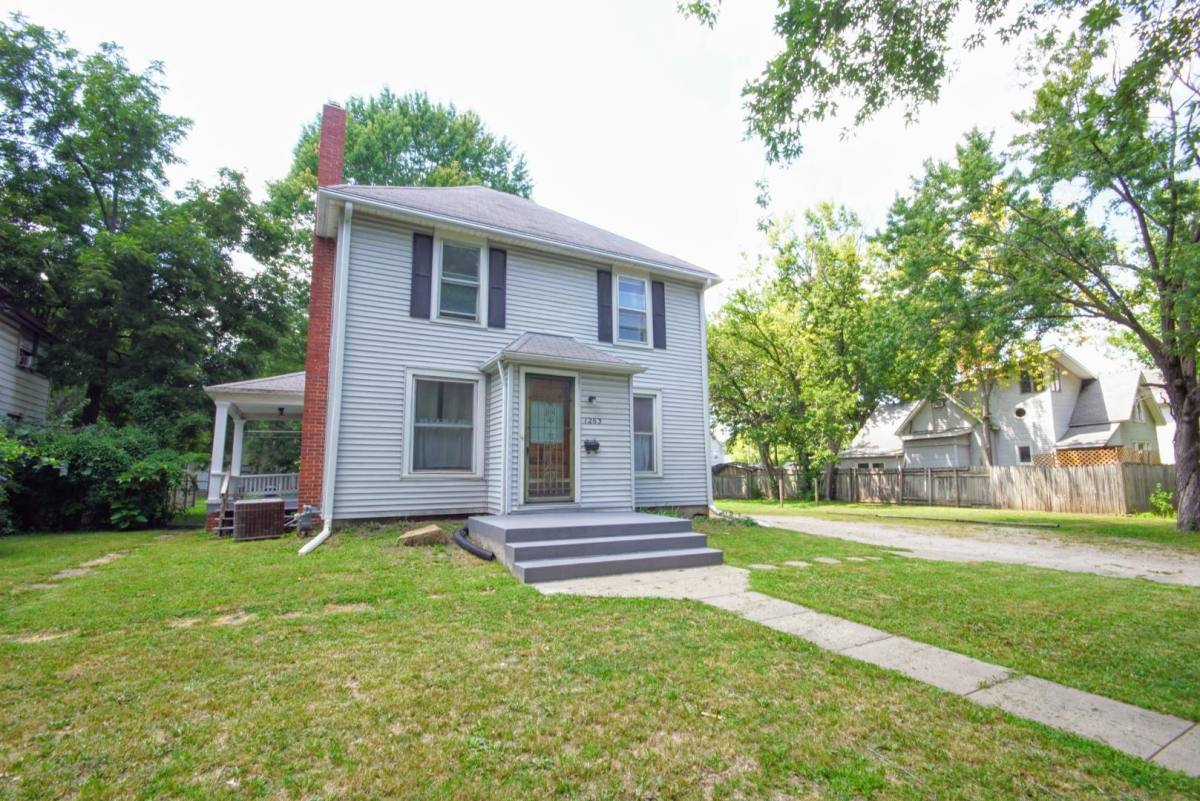House for rent at 1263 SW Washburn Ave, Topeka, KS 66604