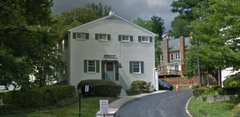 Townhouse for rent at 5358 Pooks Hill Rd #1, Bethesda, MD 20814