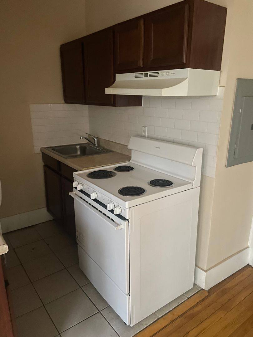 Apartment for rent at 6649 N 16th St, Philadelphia, PA 19126