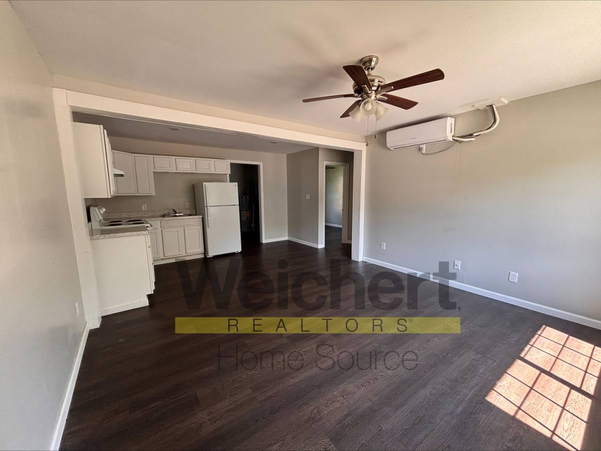 Apartment for rent at 1402 Jones St, Corning, AR 72422