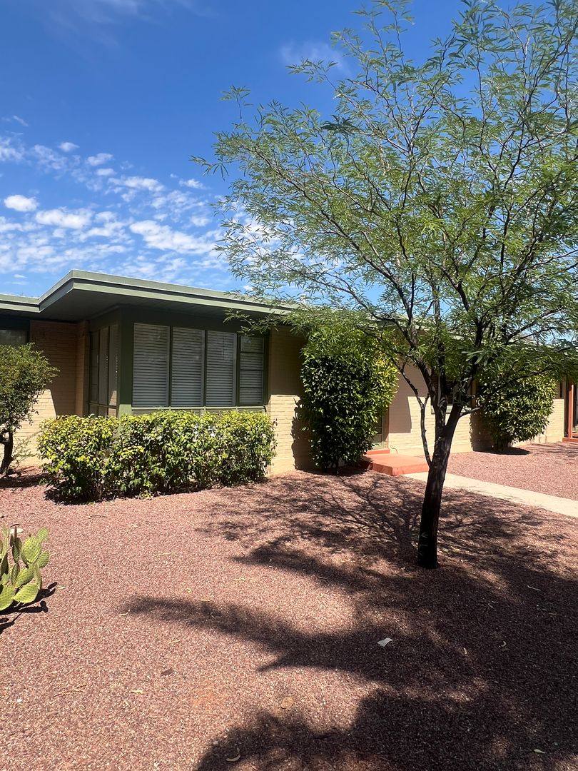 Townhouse for rent at 3003 E 17th St, Tucson, AZ 85716