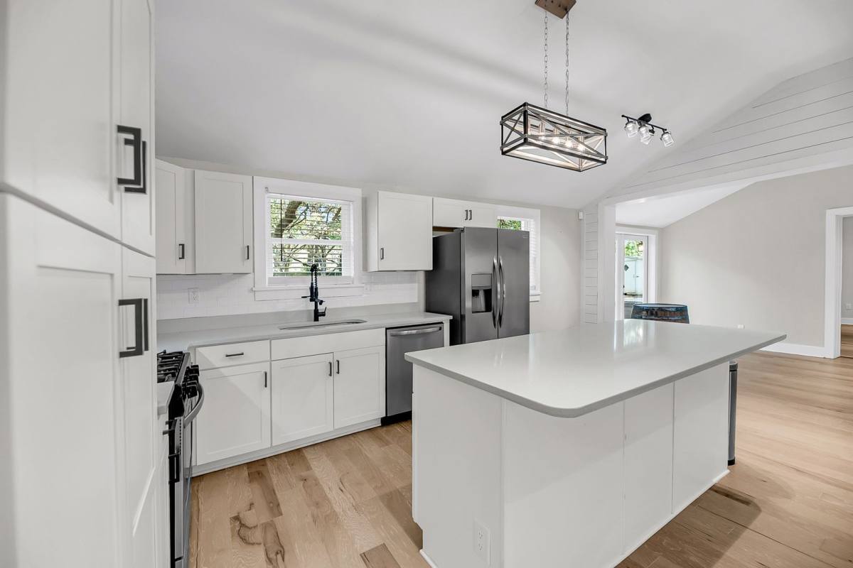 House for rent at 1769 Brantley Dr, Charleston, SC 29412