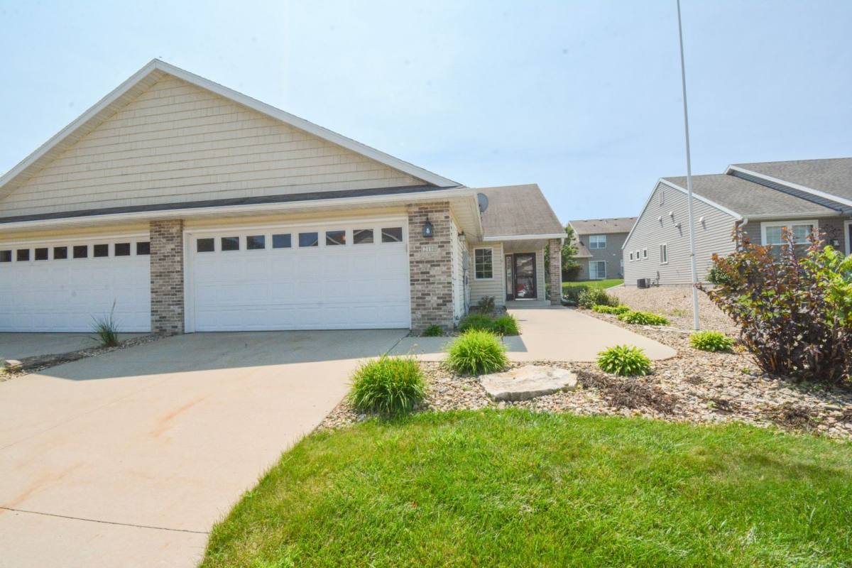 Townhouse for rent at 2110 Coopers Place SE, Rochester, MN 55904