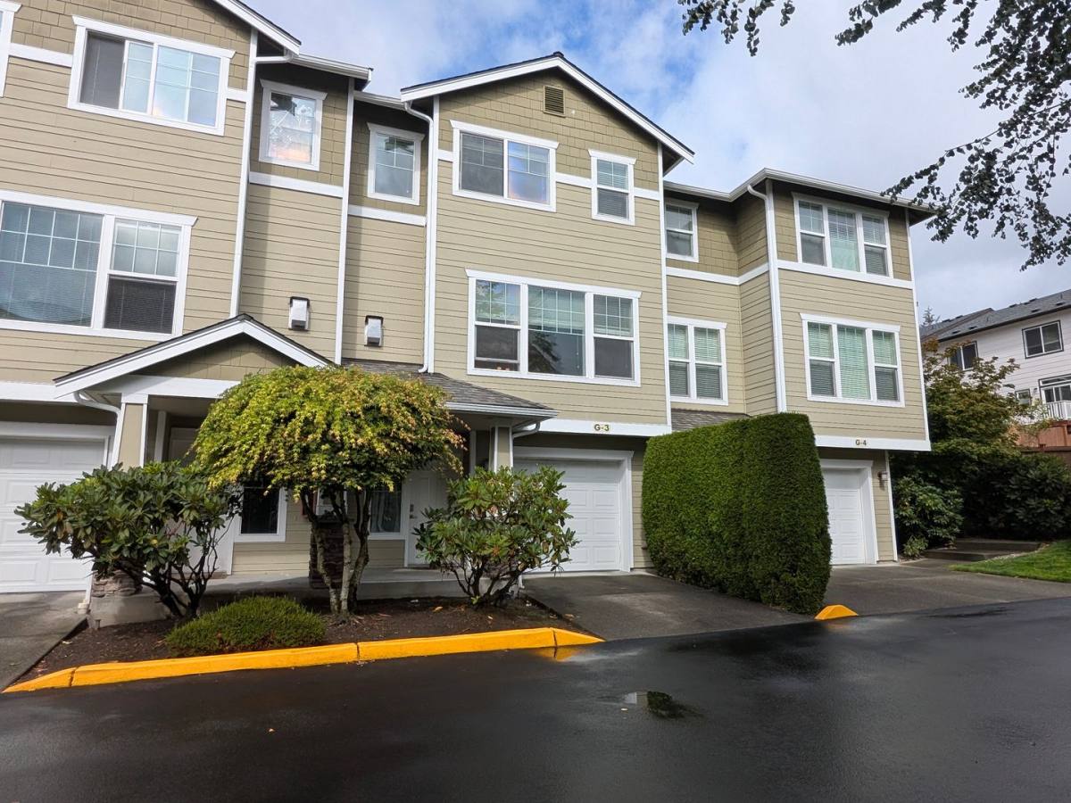 Townhouse for rent at 15 164th St SW #G3, Bothell, WA 98012