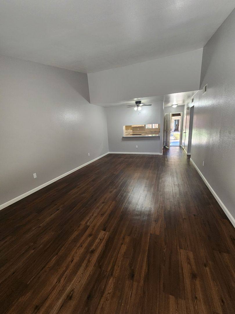 Apartment for rent at 1823 Oakdale Rd, Modesto, CA 95355