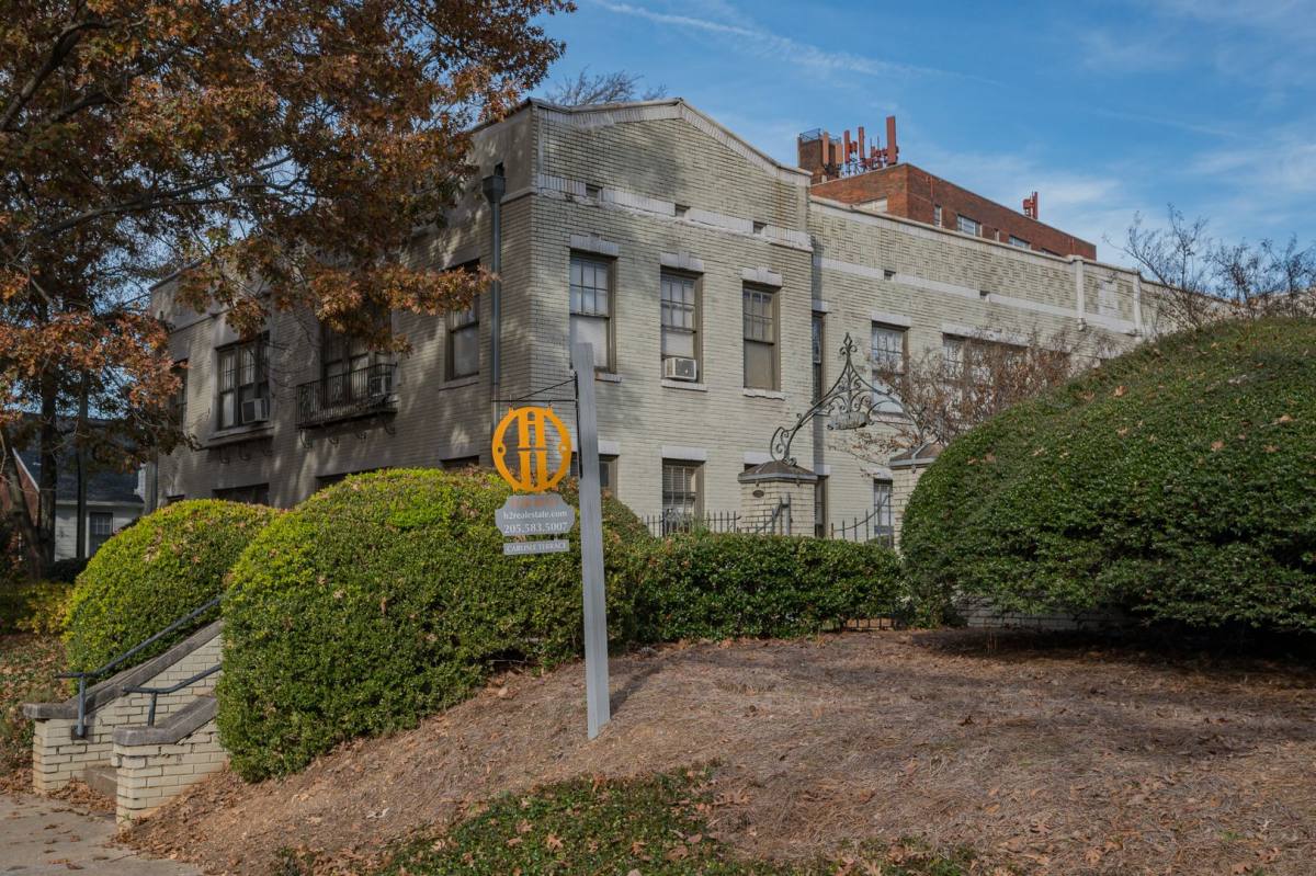 Apartment for rent at 1223 29th St S, Birmingham, AL 35205