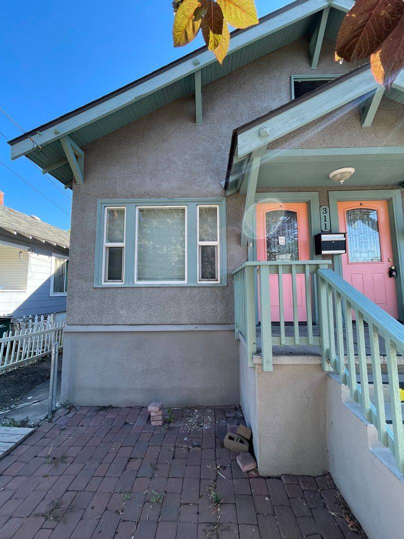 House for rent at 311 N 9th St, Klamath Falls, OR 97601