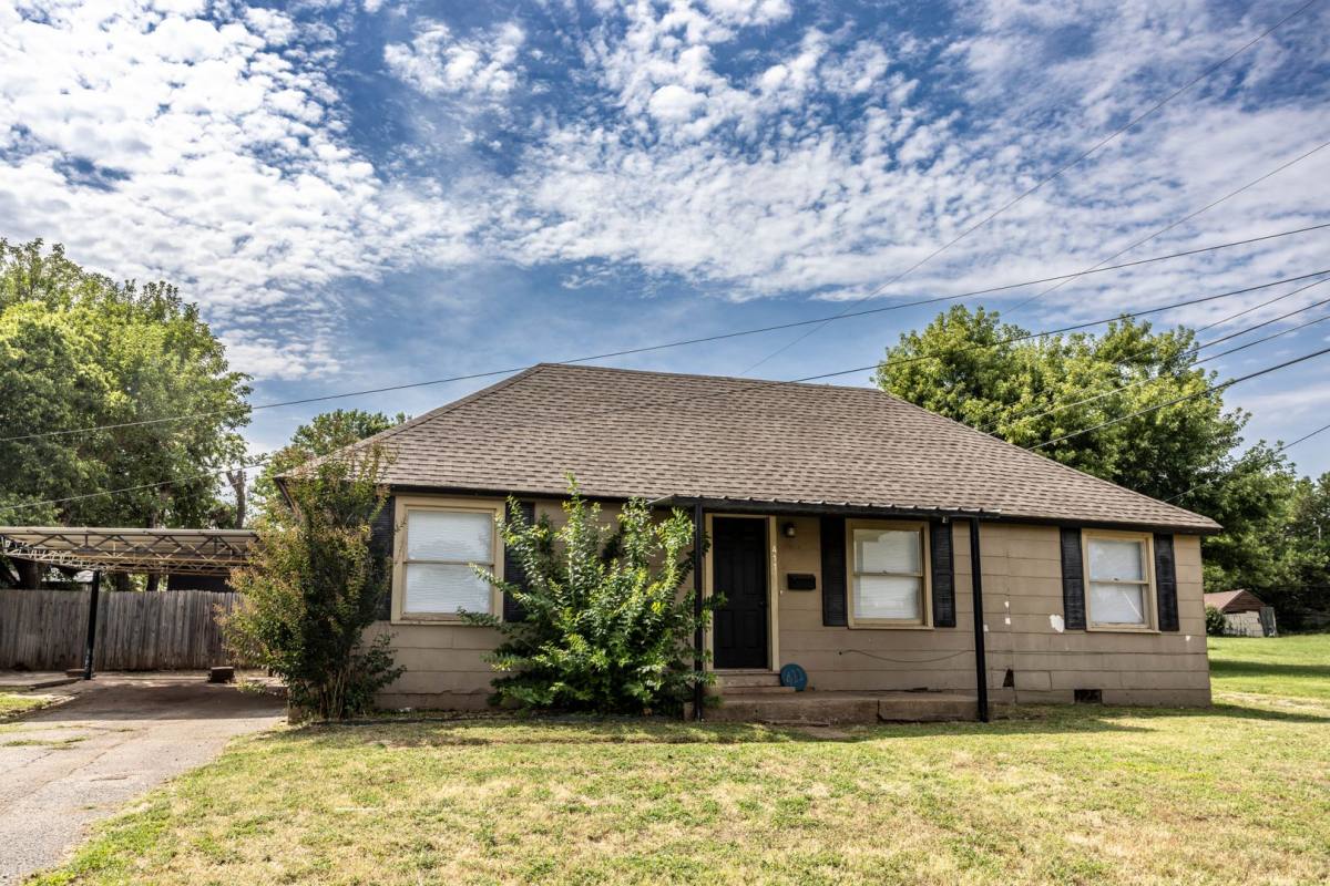House for rent at 411 N 6th, Weatherford, OK 73096