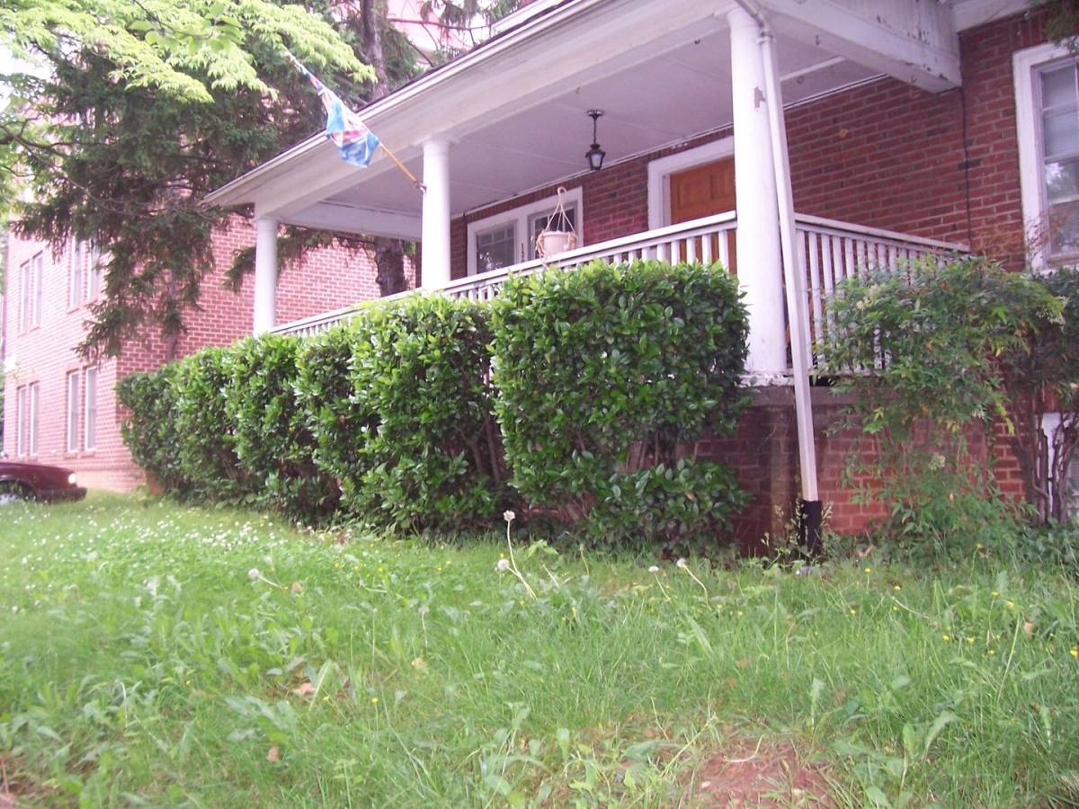 House for rent at 1305 John St, Charlottesville, VA 22903