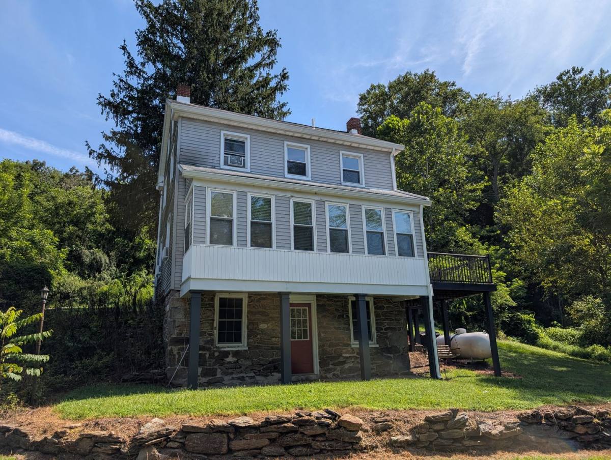 House for rent at 3374 W Springfield Rd, Glen Rock, PA 17327