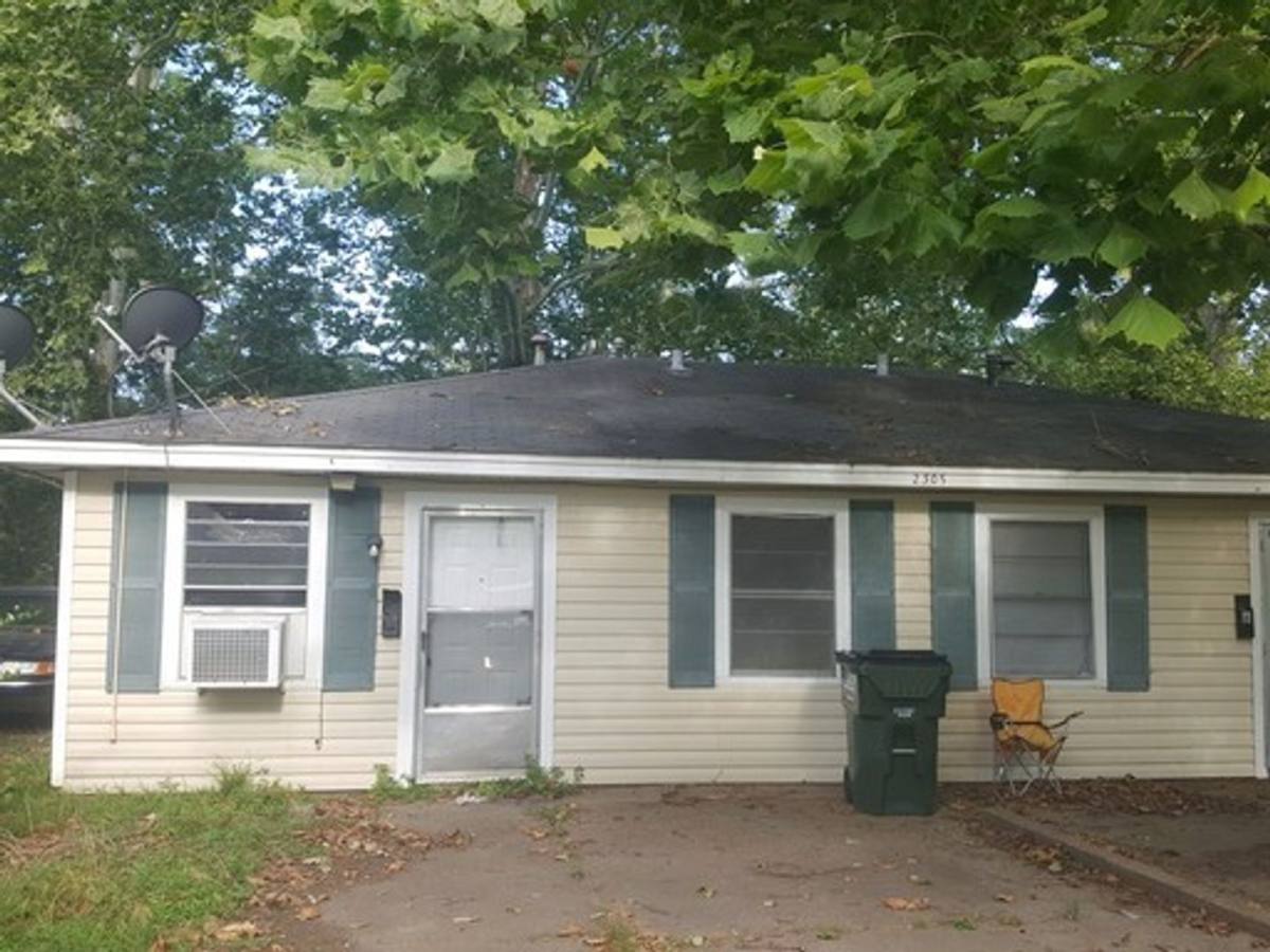 Apartment for rent at 2305 Trenton St, Monroe, LA 71203