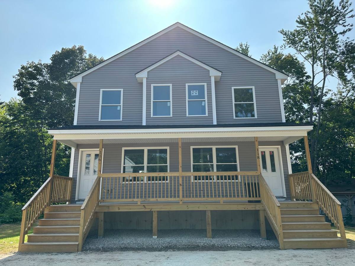 Apartment for rent at 116-118 Seavey St, Westbrook, ME 04092