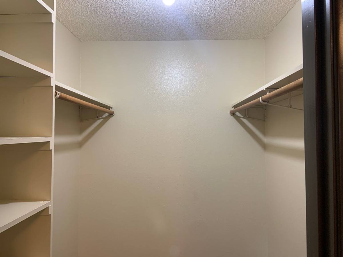 Apartment for rent at 14207 C St S, Tacoma, WA 98444