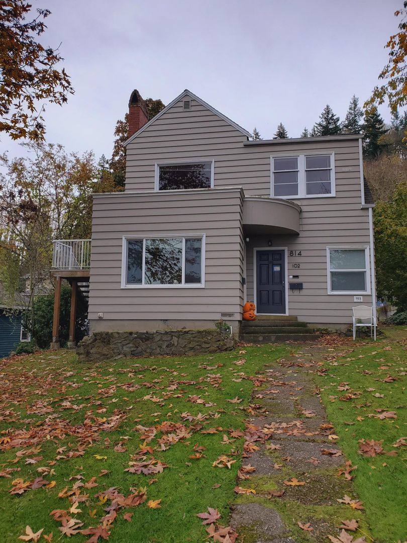 Apartment for rent at 814 High St, Bellingham, WA 98225