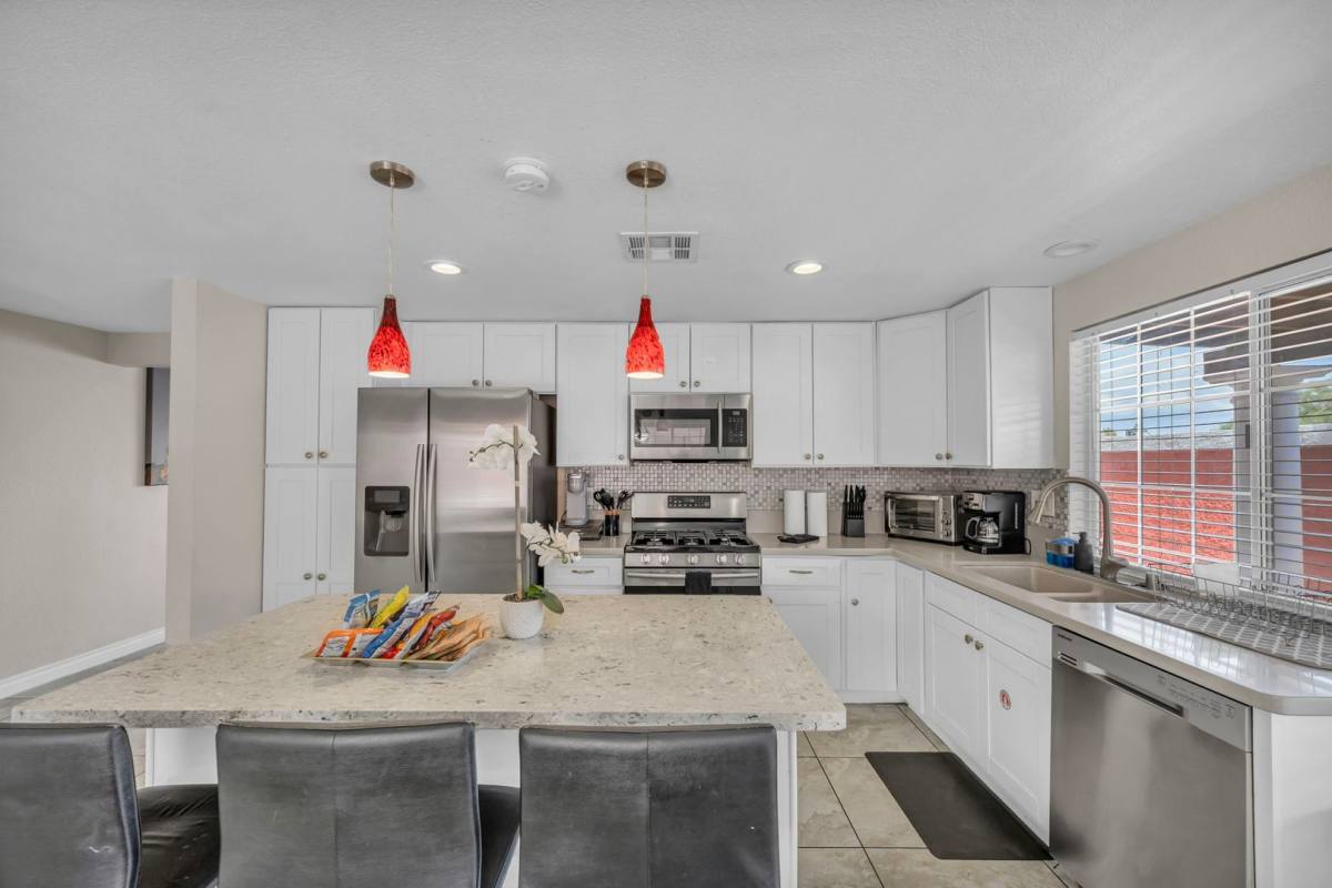 House for rent at 2269 McCoig #SAHARA, Las Vegas, NV 89119