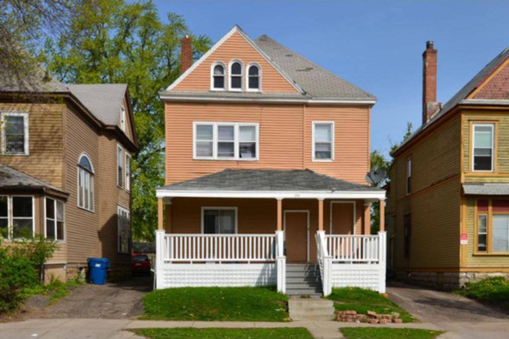 Apartment for rent at 779 6th St E, Saint Paul, MN 55106