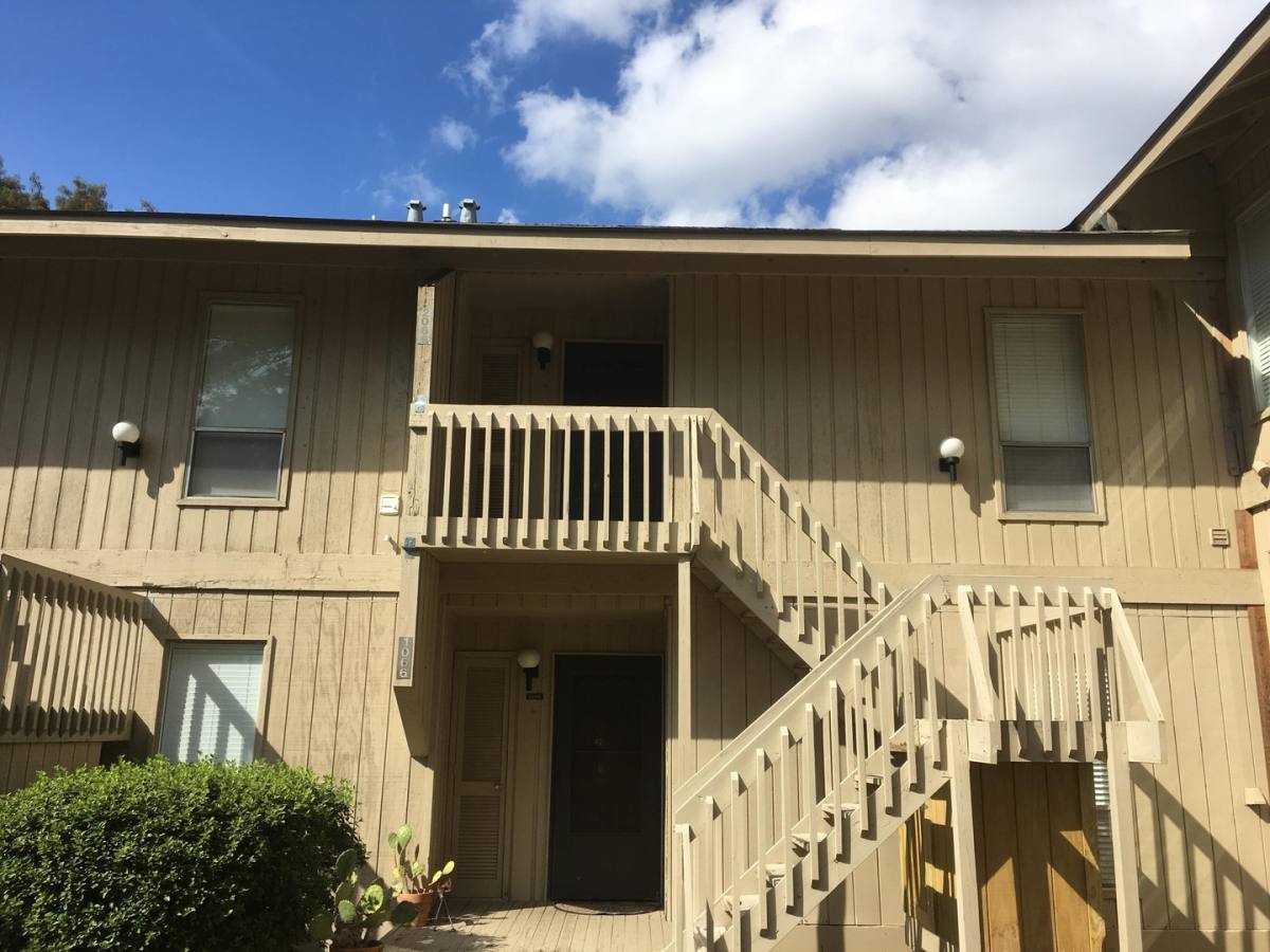 Condo for rent at 2066 Sea Cliff Dr, Daphne, AL 36526