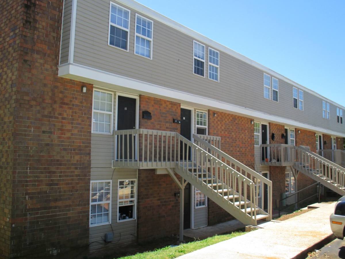 Apartment for rent at 201 N Lewis St, Lagrange, GA 30240