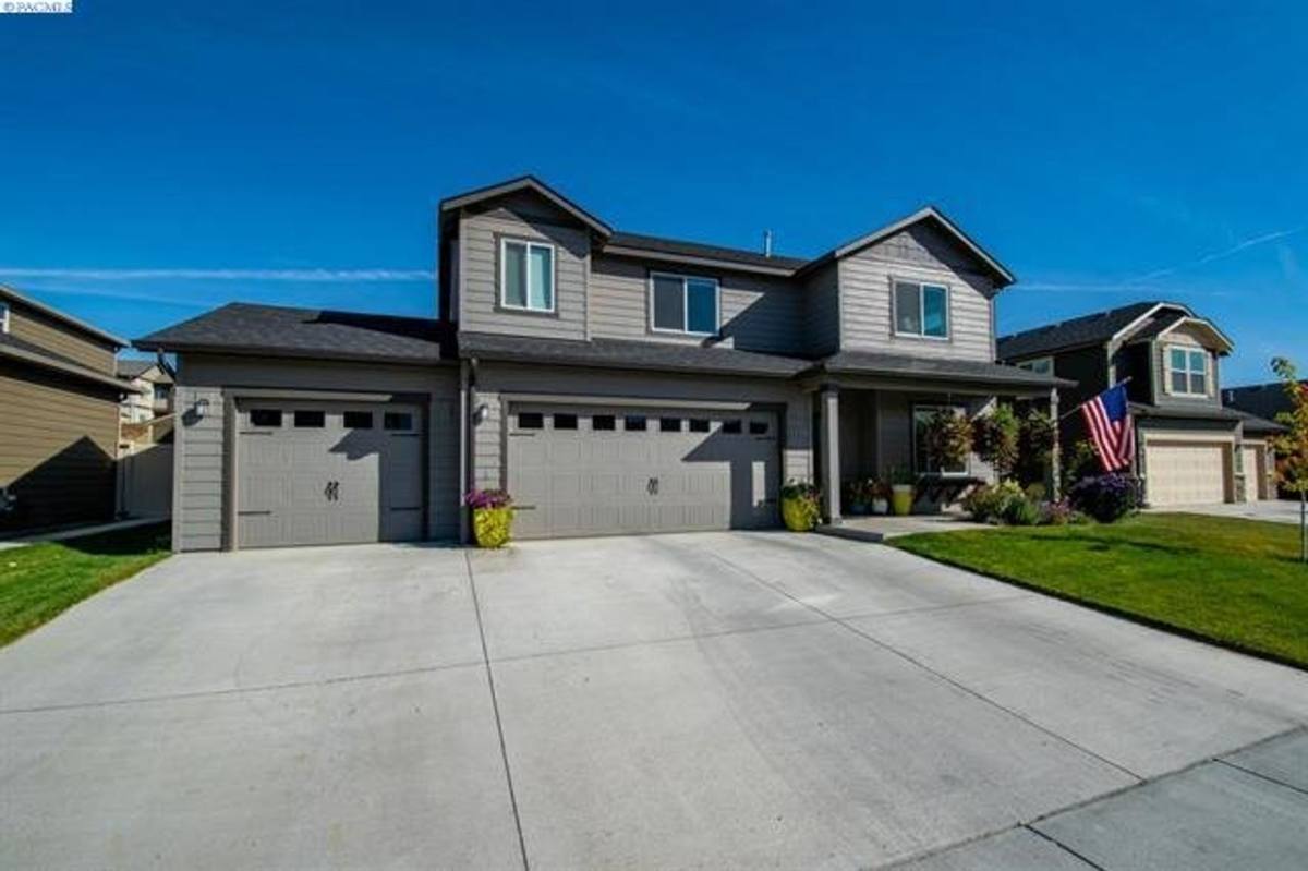 House for rent at 1710 SW Panorama St, Pullman, WA 99163