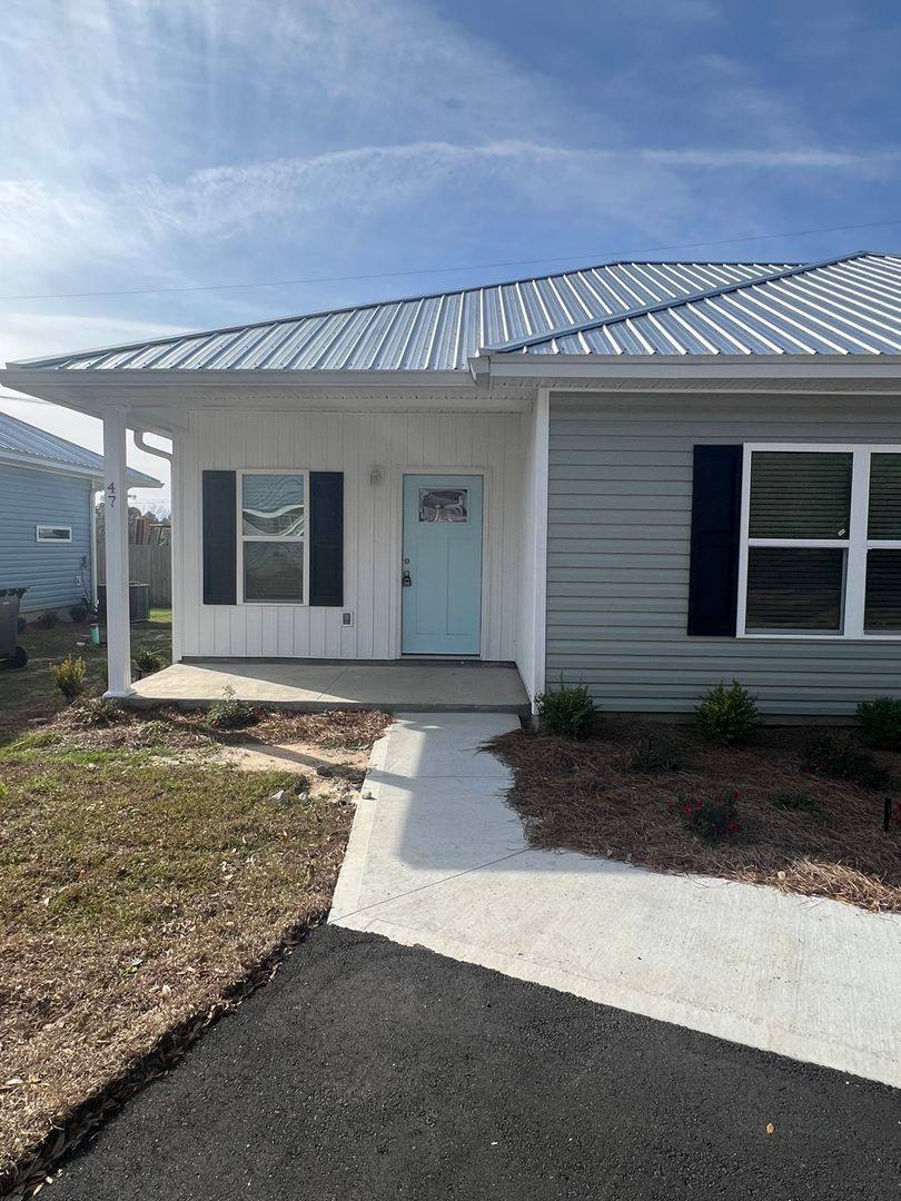 Apartment for rent at 47 25th St SE, Moultrie, GA 31768