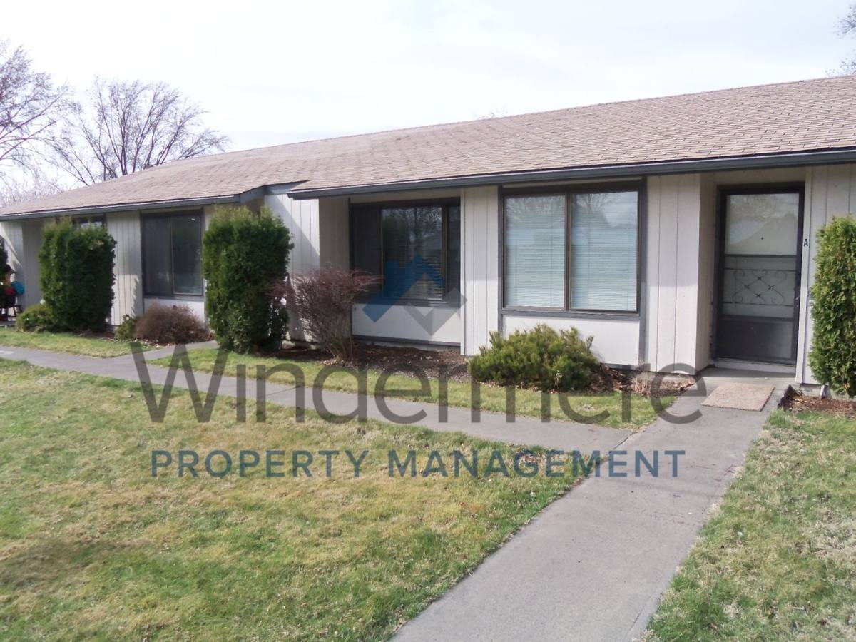 Apartment for rent at 1302 S College Ave, 10 60 80 Silverstar, College Place, WA 99324
