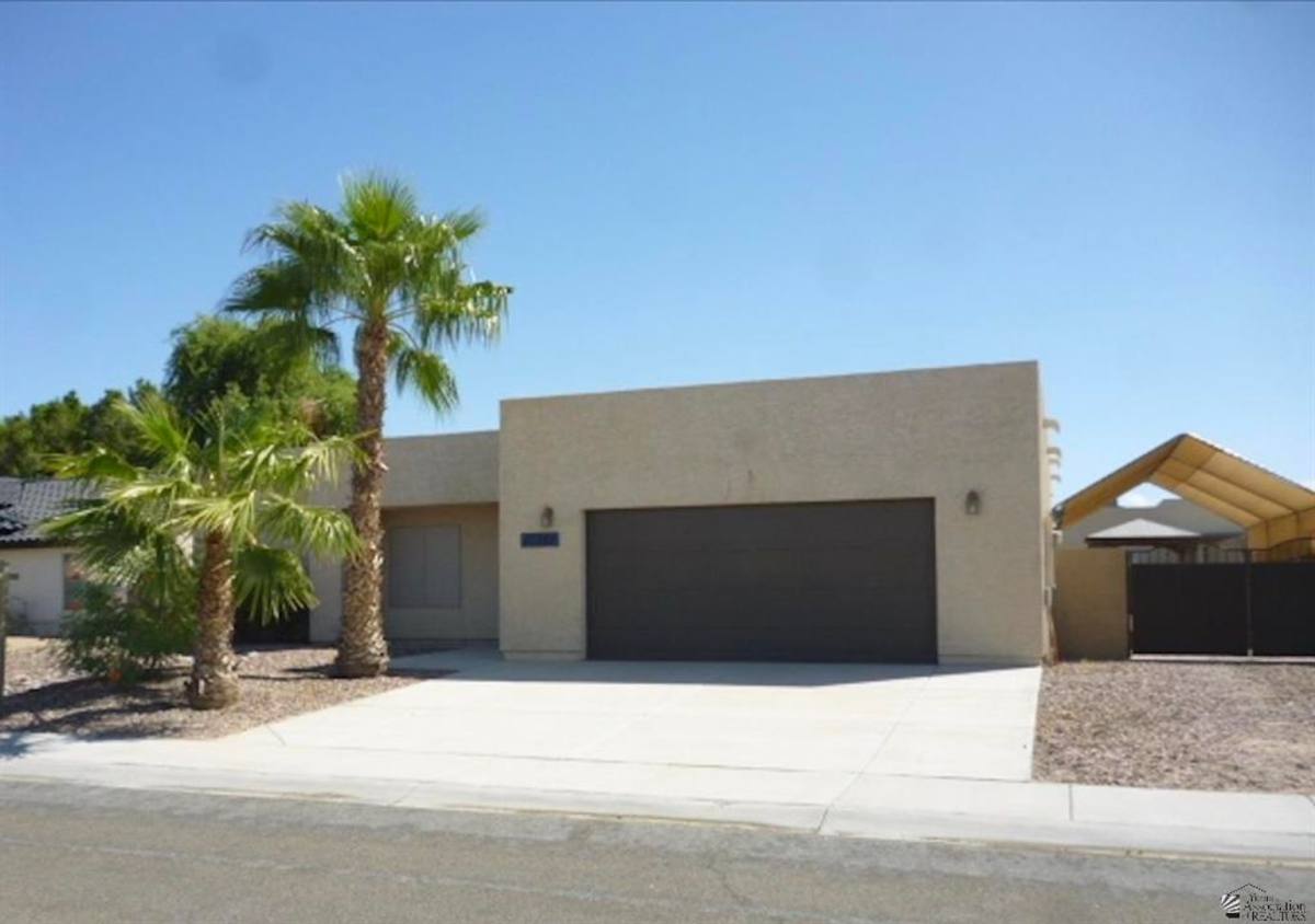 House for rent at 10781 S Monterrey Way, Yuma, AZ 85367