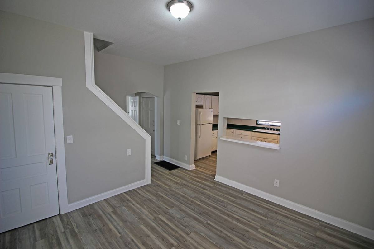 House for rent at 615 Sennett St, Miamisburg, OH 45342