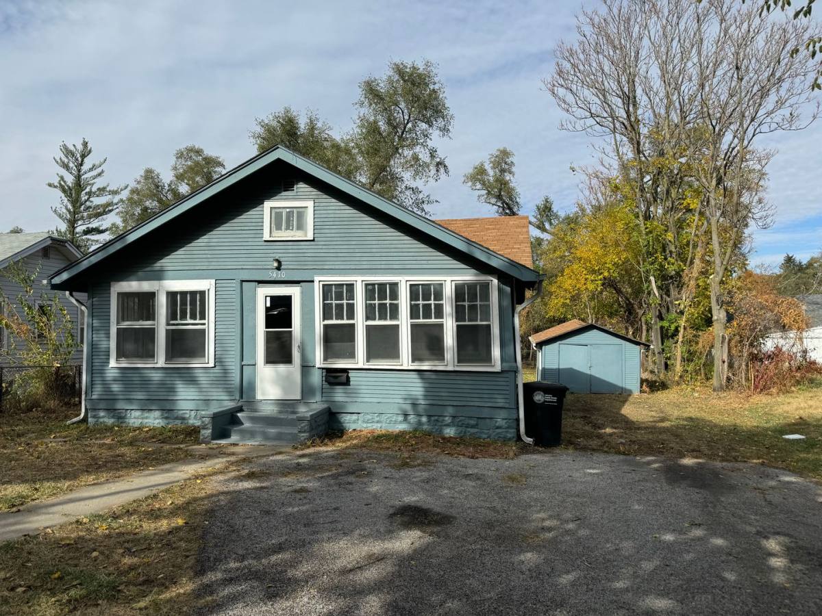 House for rent at 5410 Fontenelle Blvd, Omaha, NE 68111