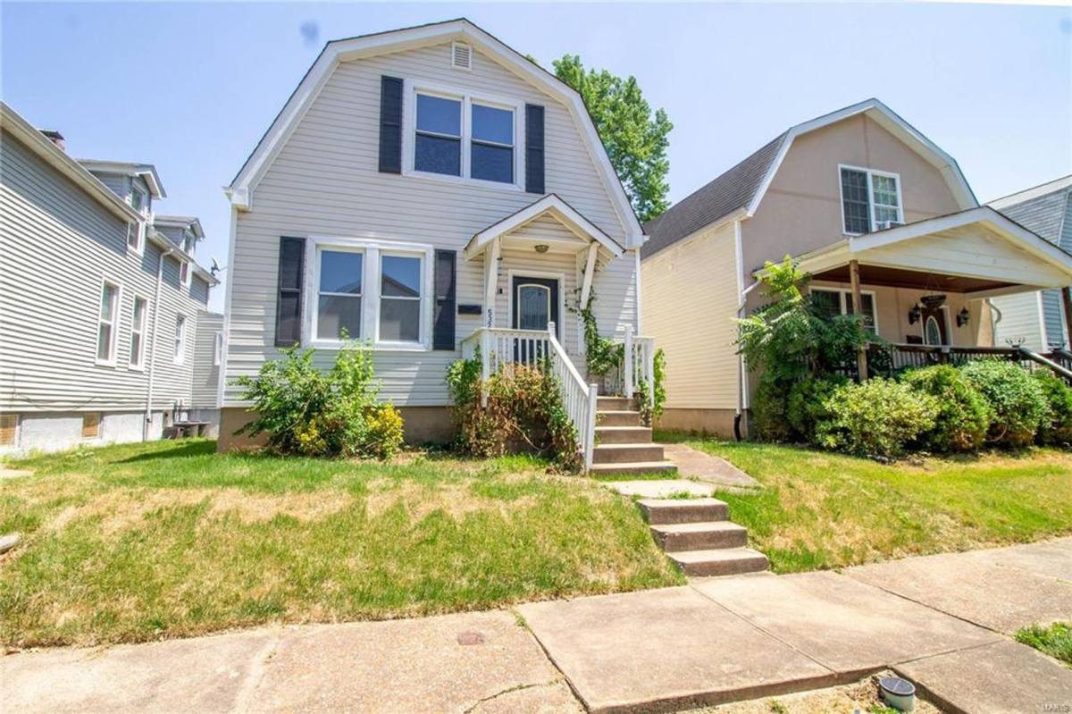 House for rent at 5324 Gilson Ave, Saint Louis, MO 63116