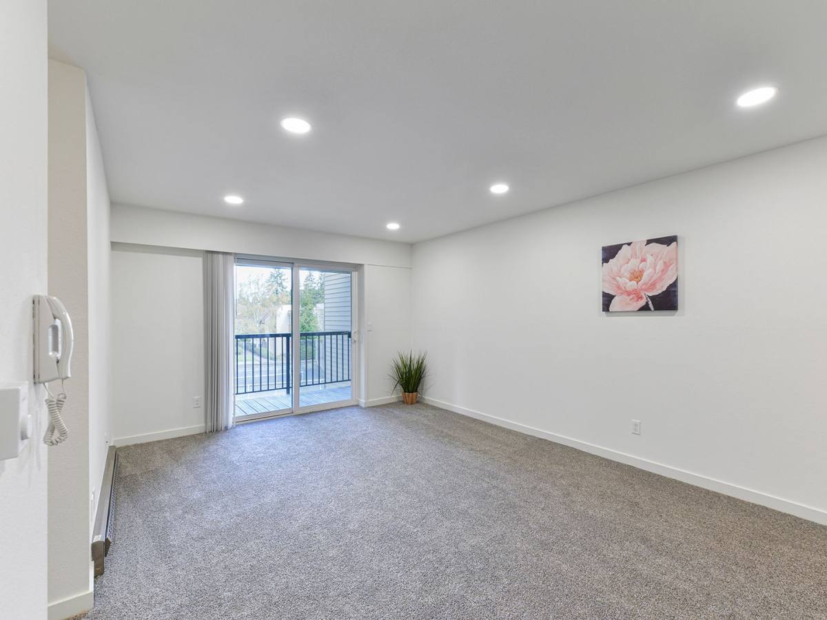 Condo for rent at 14620 NE 32nd St Condo F-19, Bellevue, WA 98007