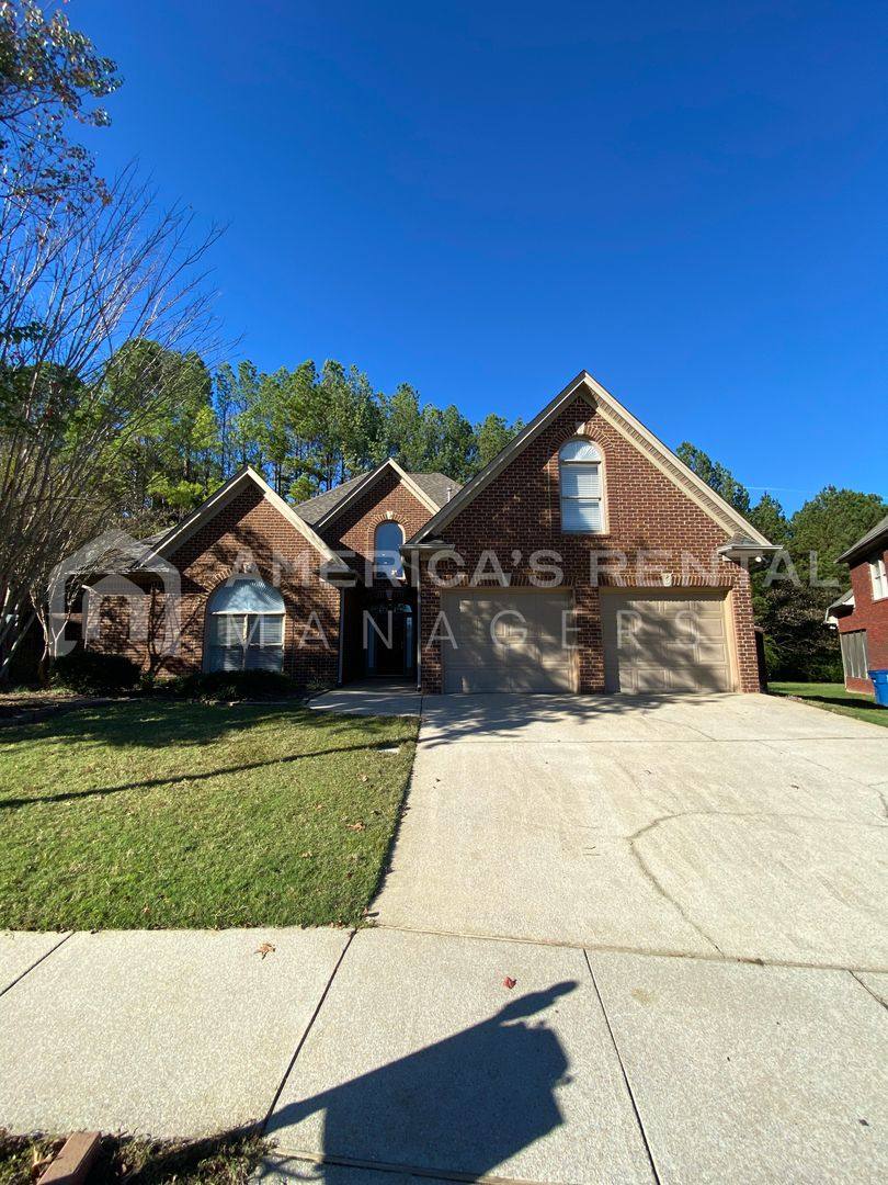 House for rent at 6304 Waterside Cove, Birmingham, AL 35244