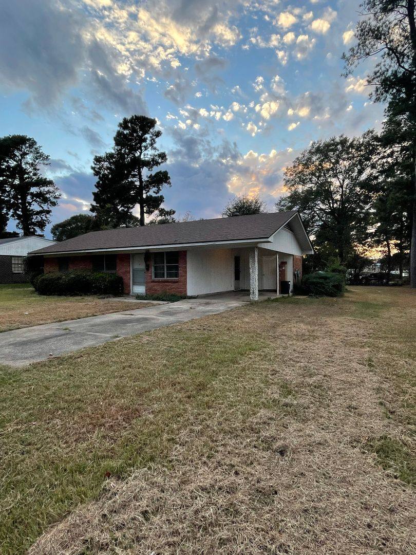 House for rent at 9300 Fireside Dr, Shreveport, LA 71118