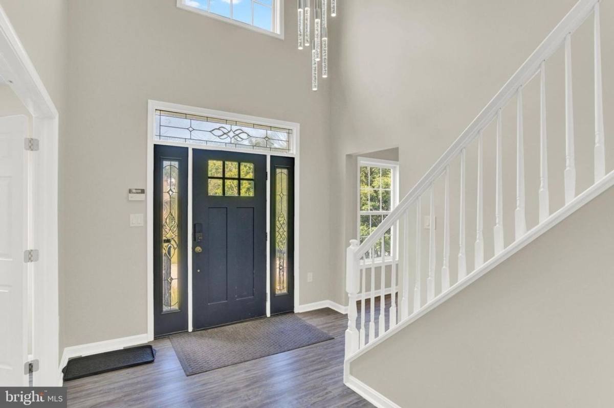 House for rent at 100 Bramblewood Lane, Lewisberry, PA 17339