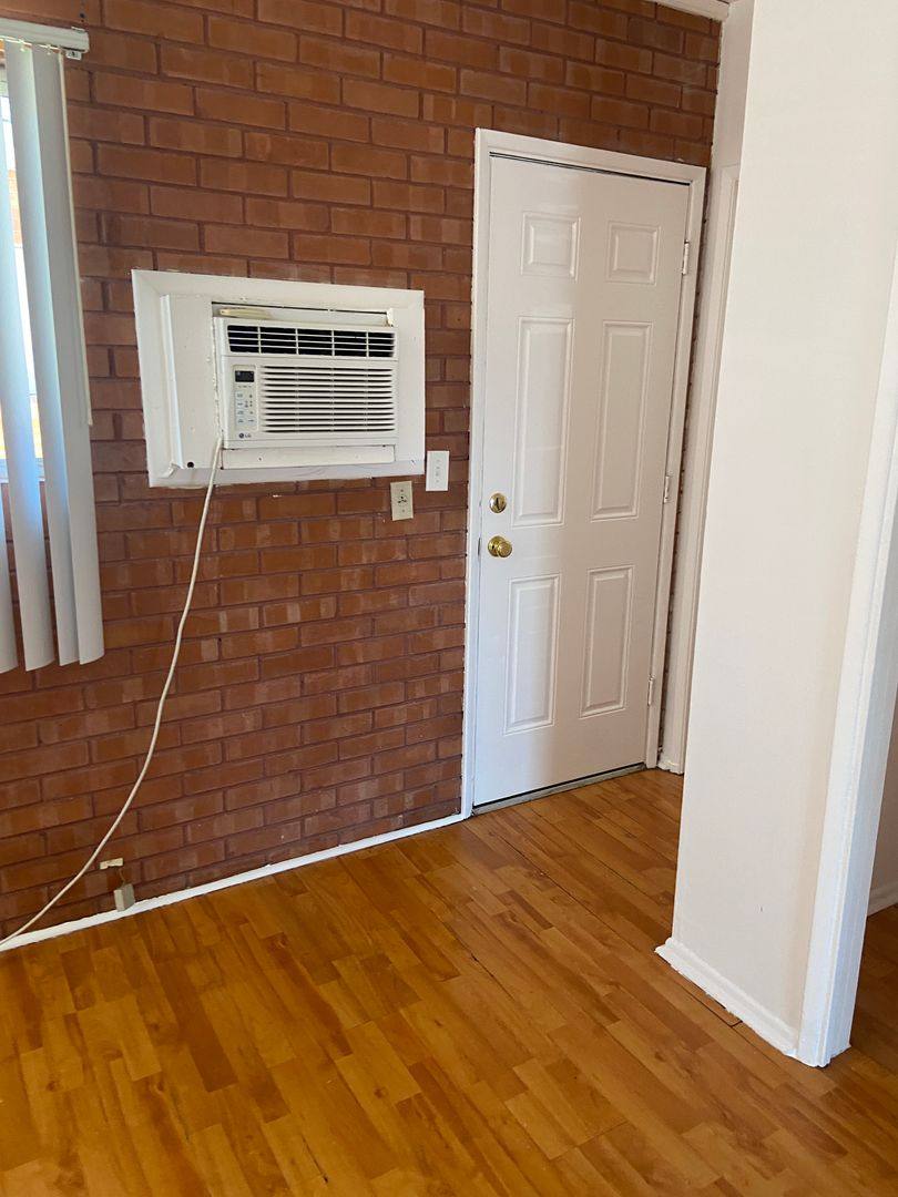 Apartment for rent at 1302-1350 N Craycroft Rd, Tucson, AZ 85712