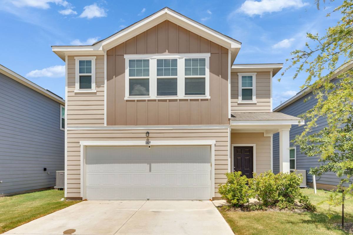 House for rent at 1009 Waterbuck Cove, Hutto, TX 78634