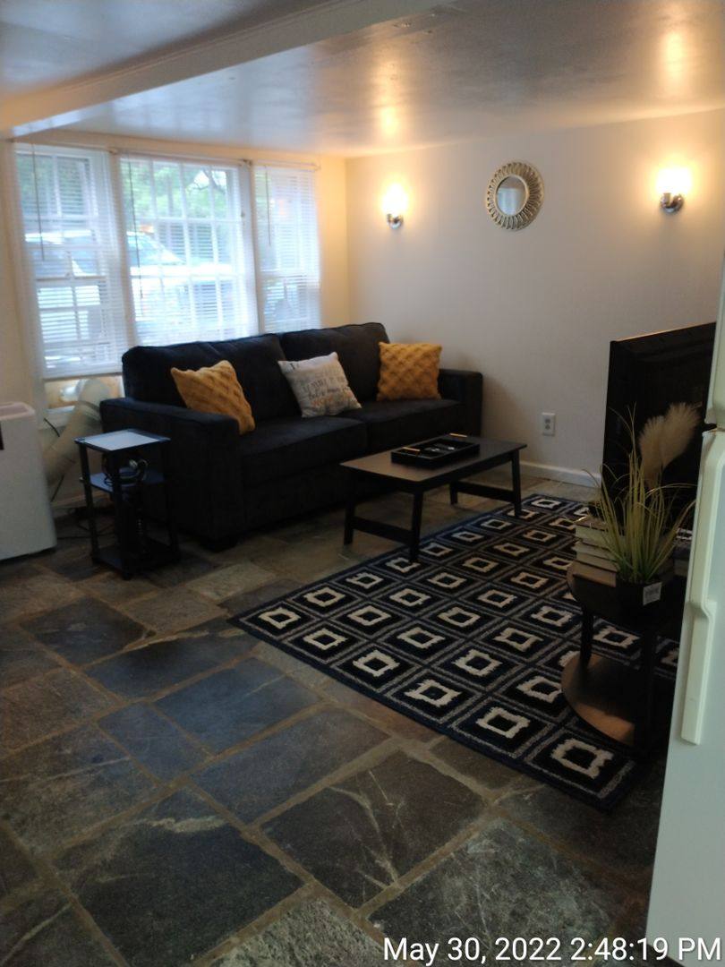 House for rent at 514 1 2 Valley Rd, Charlottesville, VA 22903