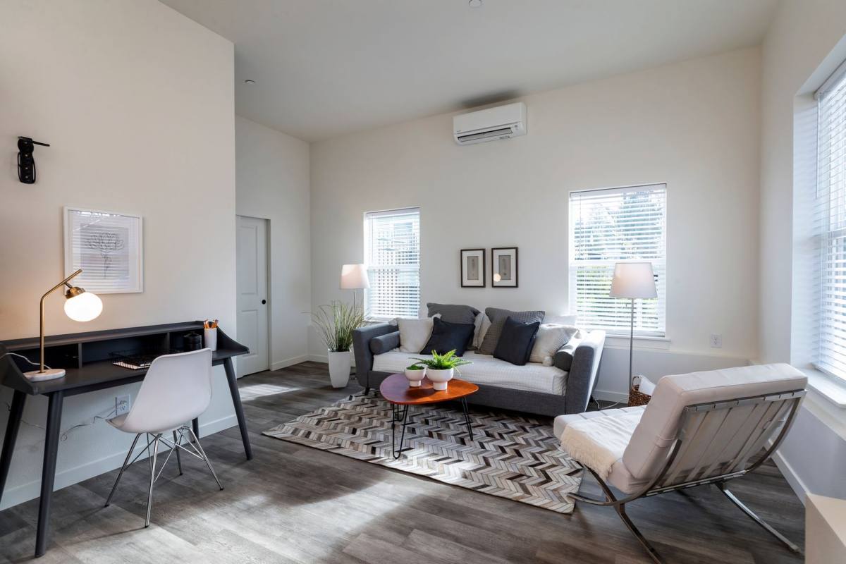 Apartment for rent at 6942 N Montana Ave, Portland, OR 97217