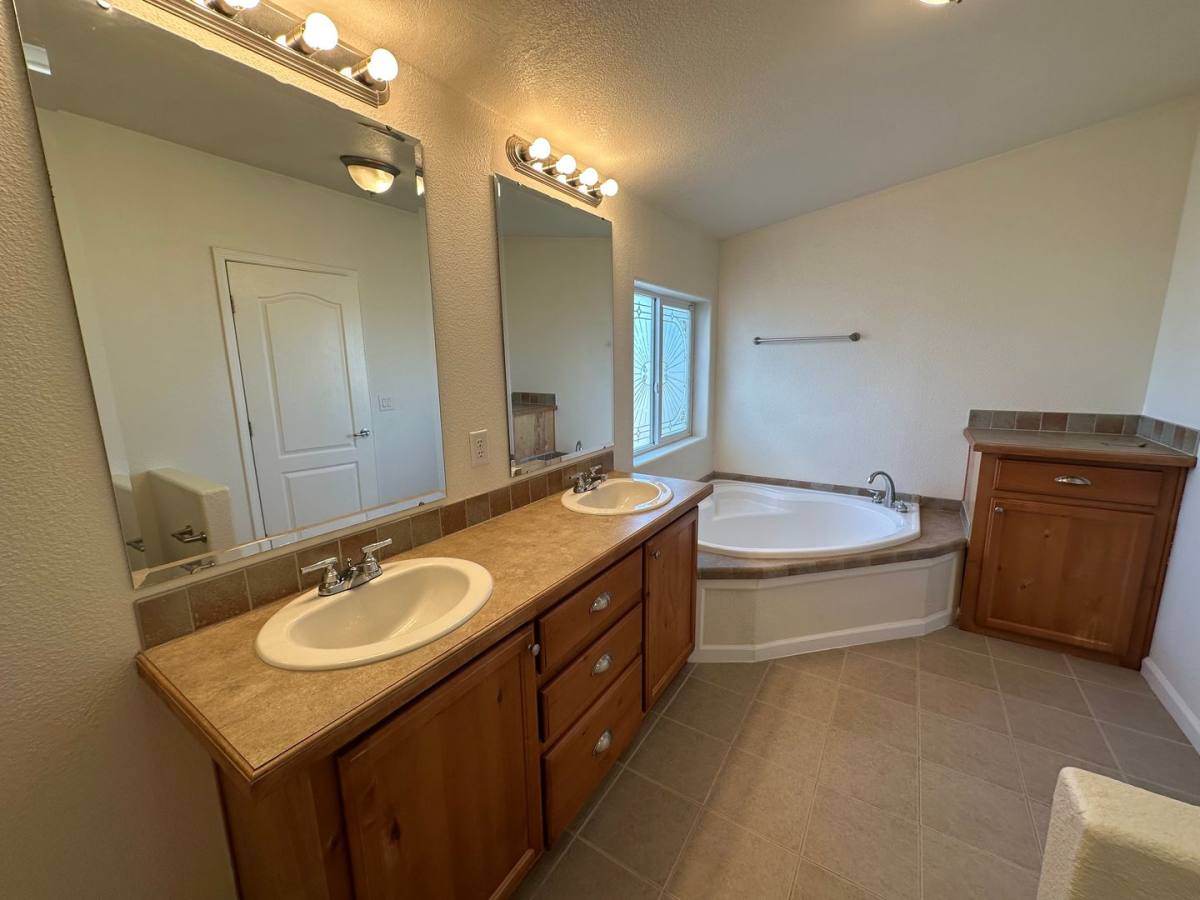 House for rent at 1900 Roberson Lane, Fallon, NV 89406