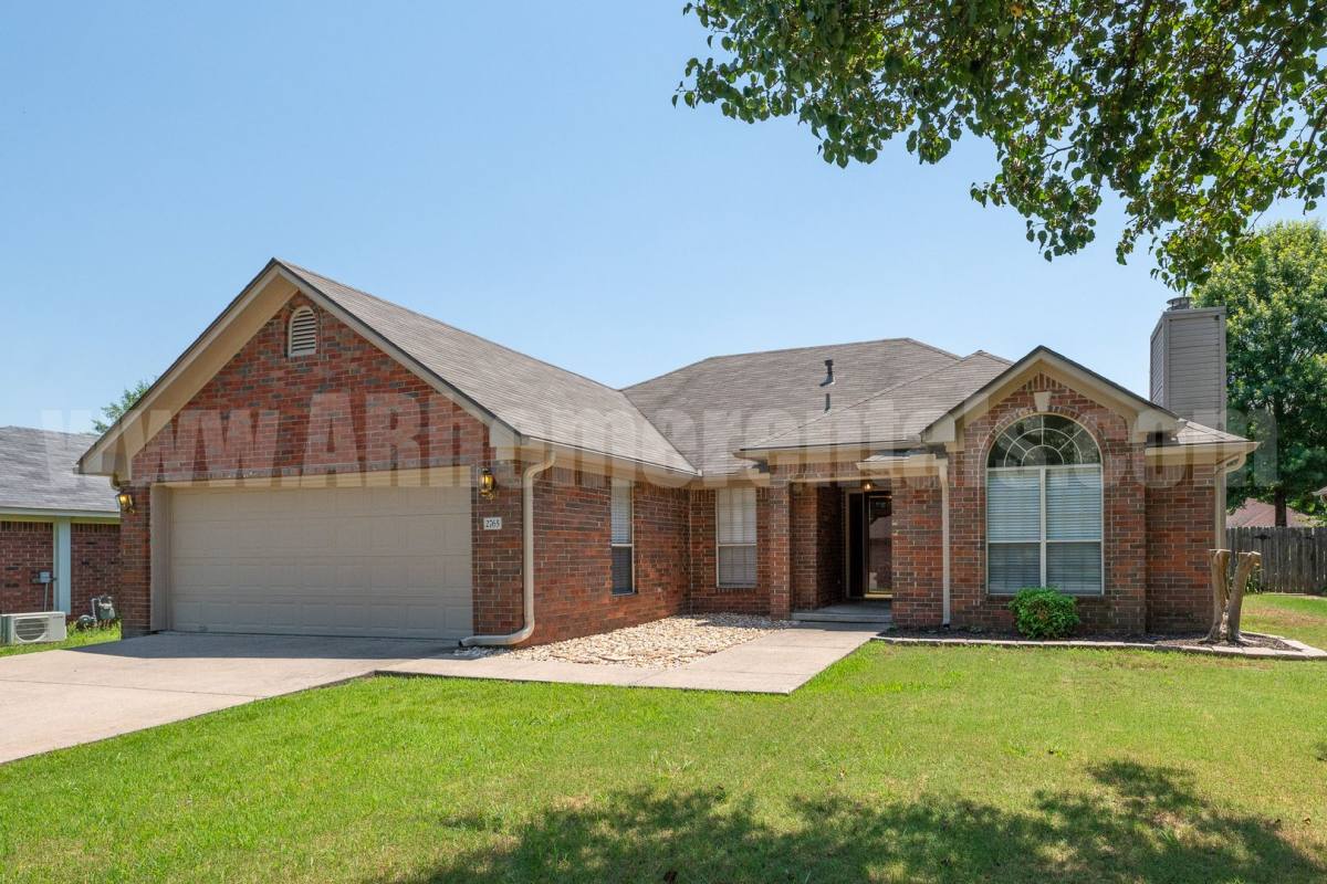 House for rent at 2765 Archer Lane, Conway, AR 72034