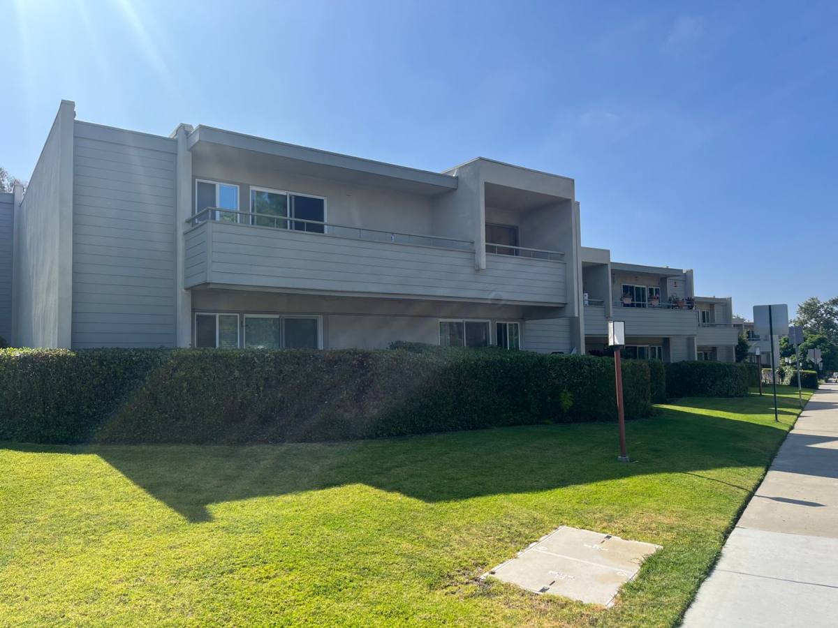 Apartment for rent at 5877 Baltimore Dr, La Mesa, CA 91942
