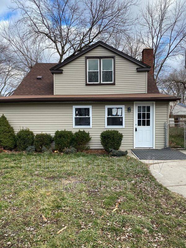 House for rent at 28554 Marshall St, Southfield, MI 48076