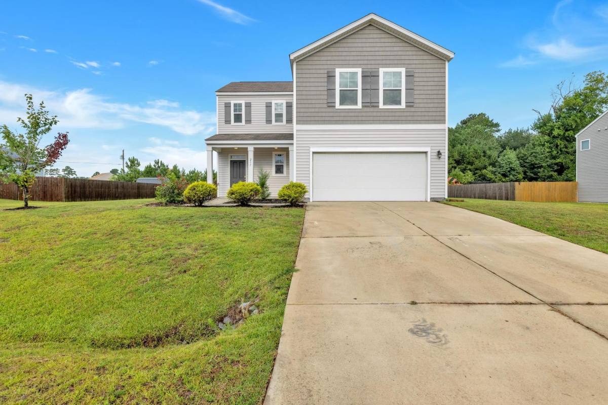 House for rent at 217 Cheswick Dr, Holly Ridge, NC 28445