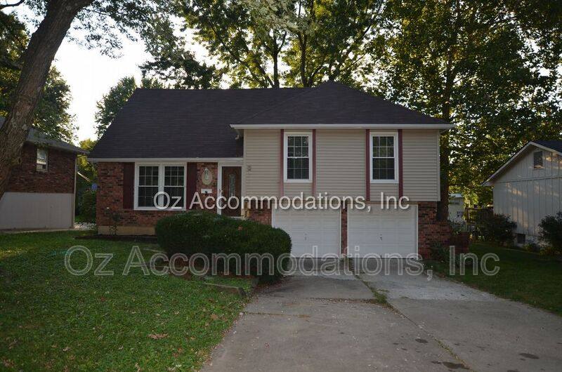 House for rent at 9008 Kentucky Ave, Kansas City, MO 64138