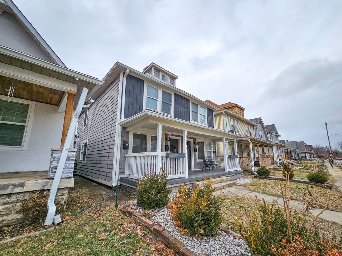 Apartment for rent at 1910 - 1912 Lexington Ave, Indianapolis, IN 46203