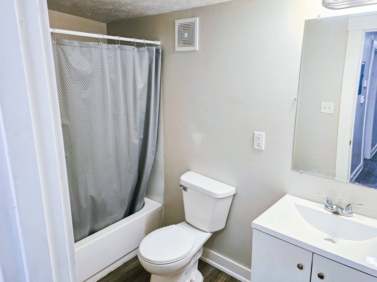 Apartment for rent at 1910 - 1912 Lexington Ave, Indianapolis, IN 46203